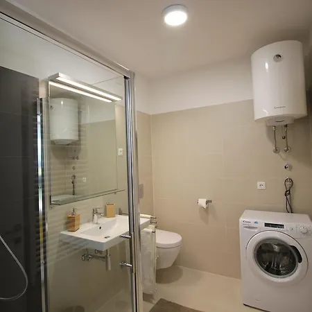 Miramare Terace, Sea View And Parking Apartment