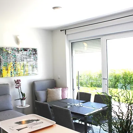 Apartment Miramare *