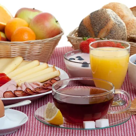 Apartament Miramare Breakfast And Parking