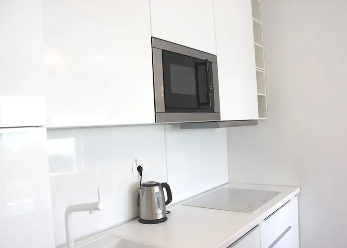 Miramare Breakfast And Parking