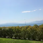 아파트 Miramare Breakfast And Parking 리예카